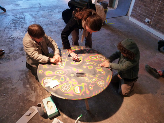 Mark-Maker table Mark-Maker table